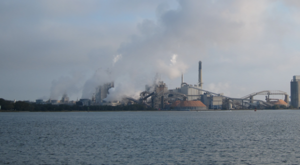 Industrial pollution in Florida doesn't make for a pretty postcard home form the Sunshine State.